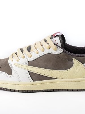 Jordan 1 Retro Low OG SP Travis Scott "Reverse Mocha"