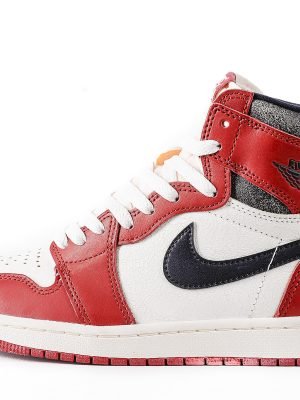 Jordan 1 Retro High OG "Chicago Lost and Found"