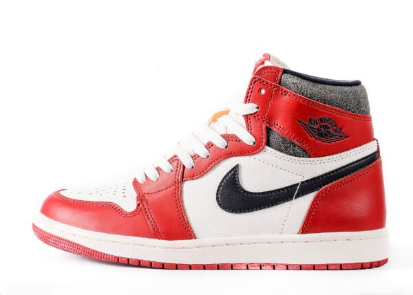 41 Jordan 1 Retro High OG "Chicago Lost and Found"