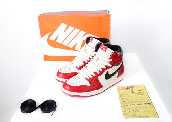 42 Jordan 1 Retro High OG "Chicago Lost and Found"