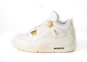 Jordan 4 Retro "Metallic Gold"
